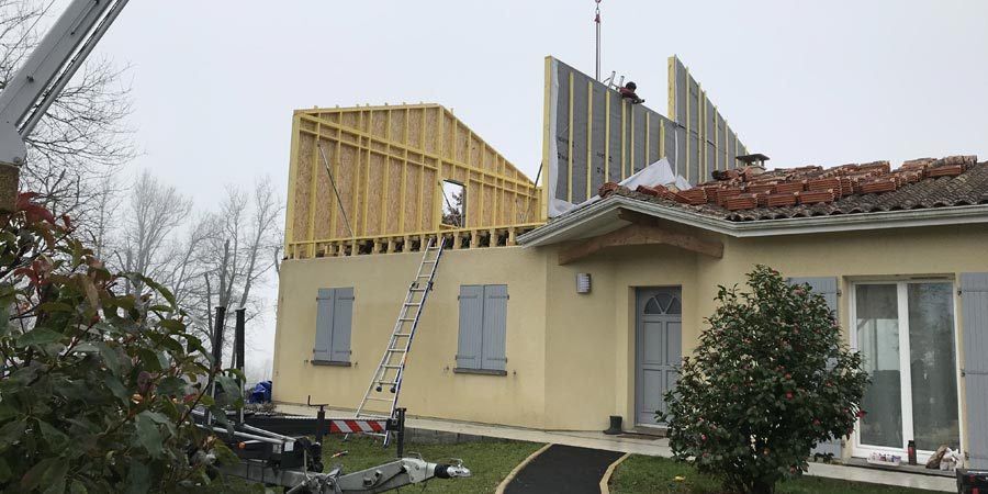 Surélévation en cours au Tourne (33) !