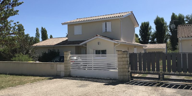 Surélévation à Aubie Espessas (33) !